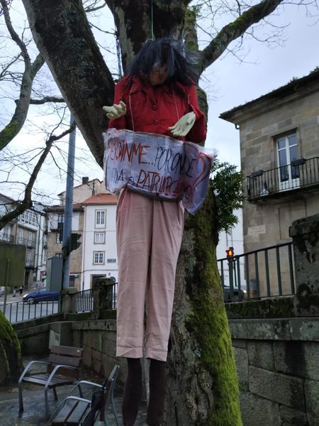 File:Spain-witch-puppet.jpg